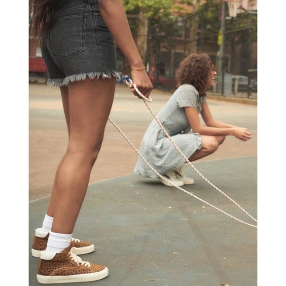 Madewell The Perfect Vintage Short in Colston Wash - Picture 2 of 6